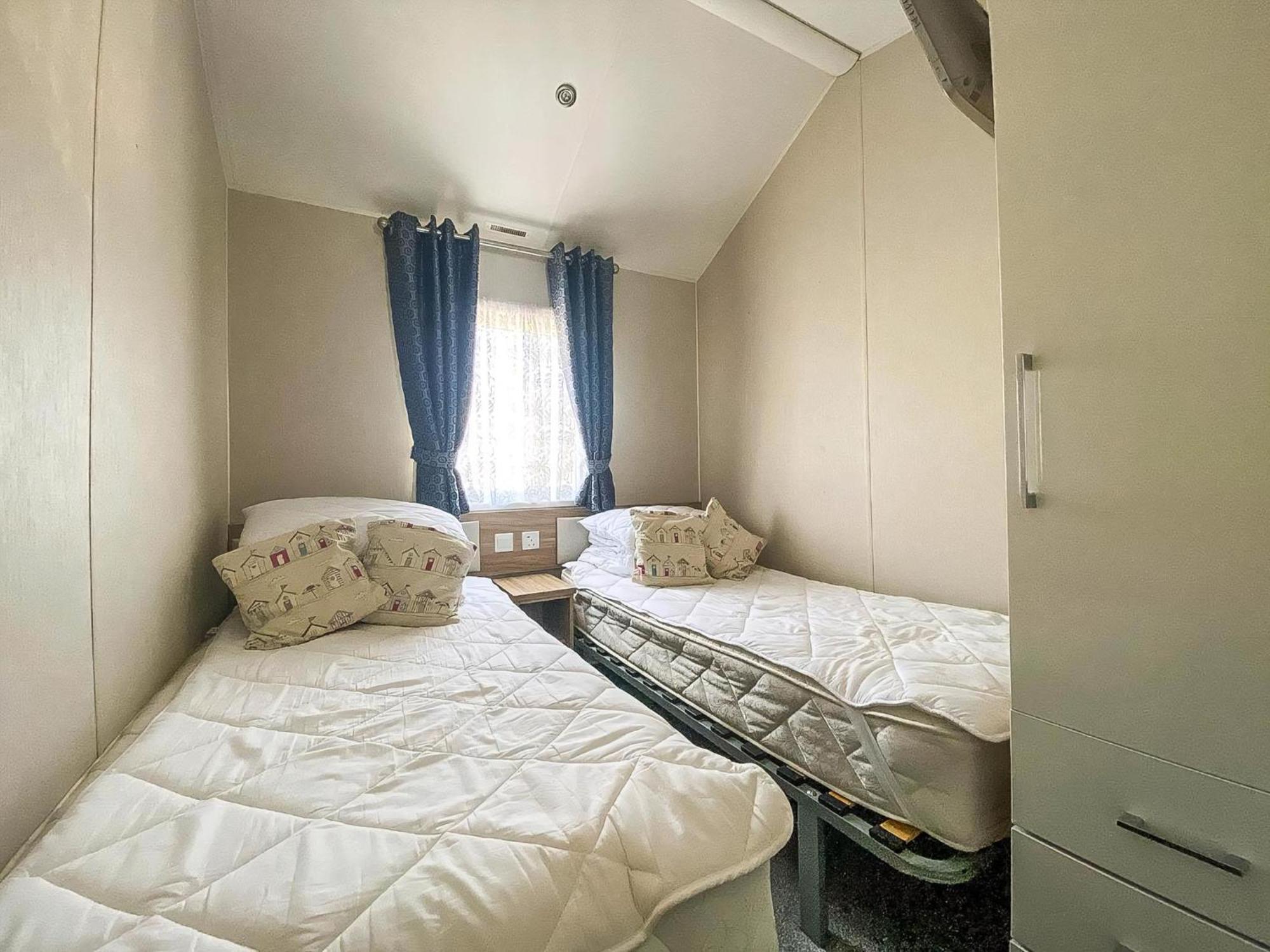 Luxury Caravan At Seaview Holiday Park In Kent Ref 47034Pb Whitstable Eksteriør bilde