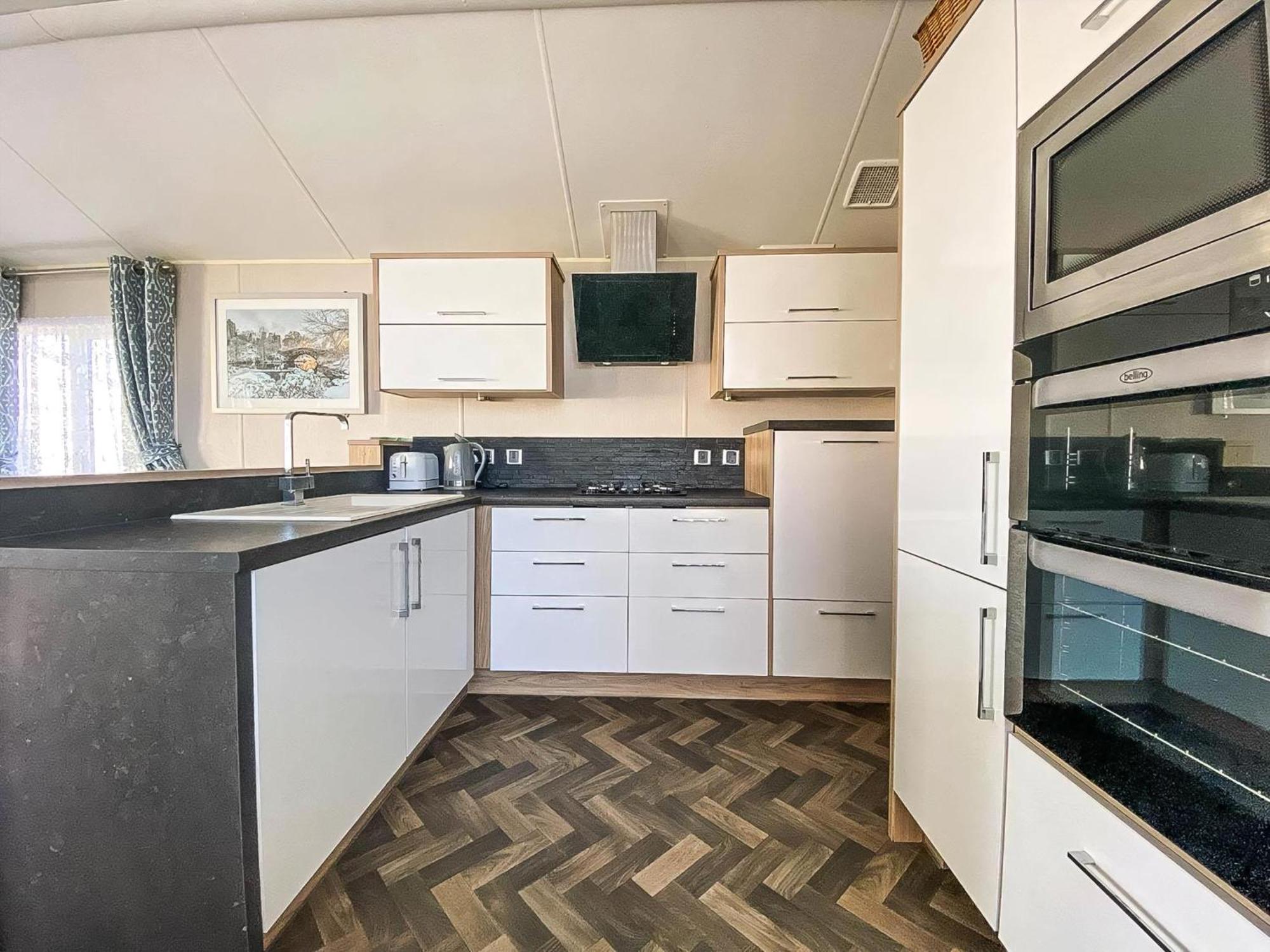 Luxury Caravan At Seaview Holiday Park In Kent Ref 47034Pb Whitstable Eksteriør bilde
